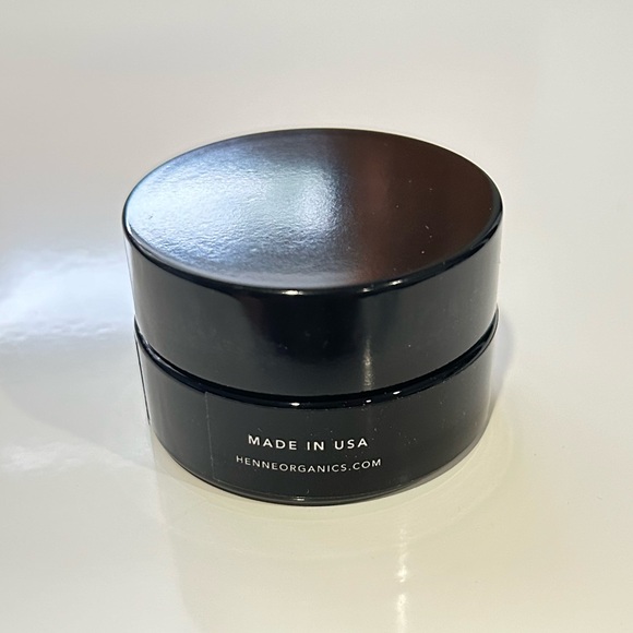 NWT New in Box Henné Organics Lip Mask 15mL - Picture 2 of 7